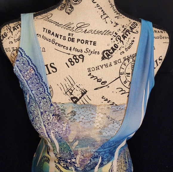 Reference Tank Top - Picture 2 of 5